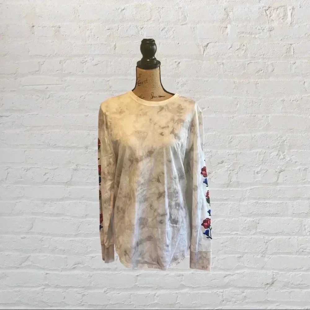 Hollister Curved Hem Tee